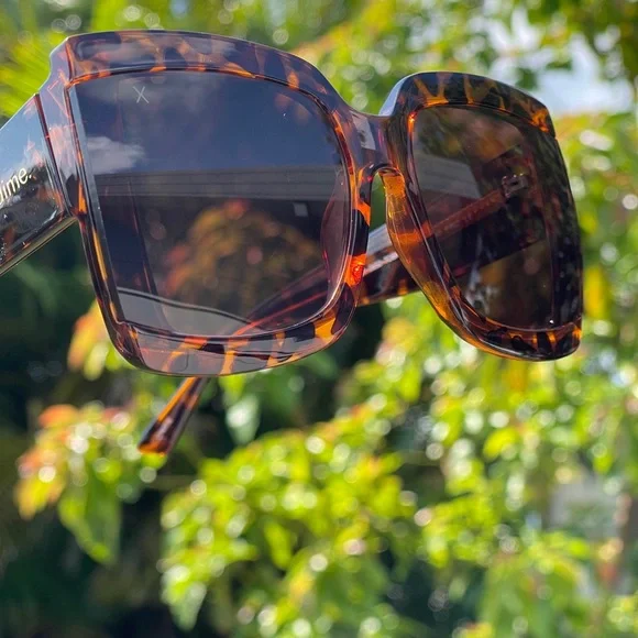 NWOT Dime Optics Onyx Tortoise Polarized Sunglasses windsor cat eye sunglasses - black tortoise + brown  main image 3